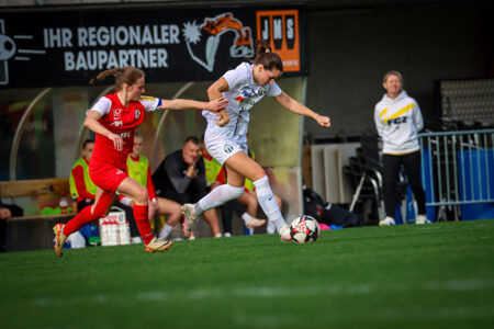 Die FCZ Frauen gewinnen auswärts gegen den FC Rapperswil-Jona mit 1:0
